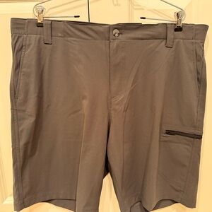 ZeroXposur Men's Charcoal Flat Front Shorts